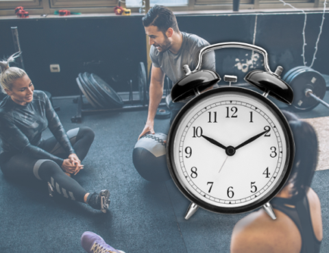 Alarm clock alongside a fitness training session, representing urgency